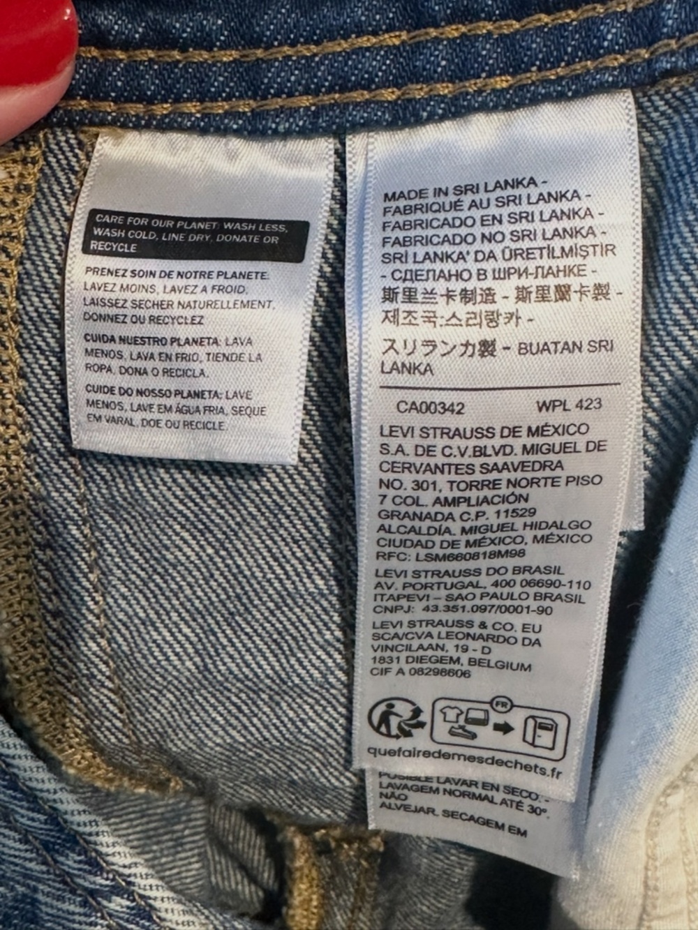 Levi's Full-Length Baggy Overalls - Size Small - Picture 9 of 10